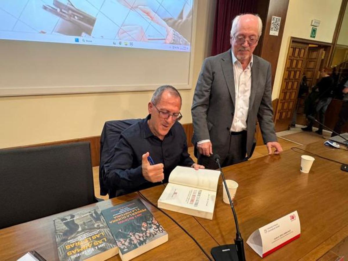 Juan Antonio Ríos y Ángel Luis Prieto de Paula.