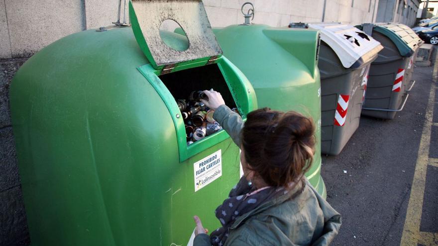 Los vecinos de Lalín, Carballo, Ribeira y Ames, líderes en el reciclaje de vidrio