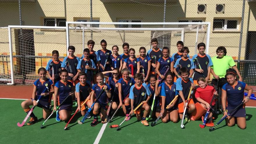 La cantera del Club Hockey Benalmádena echa a rodar