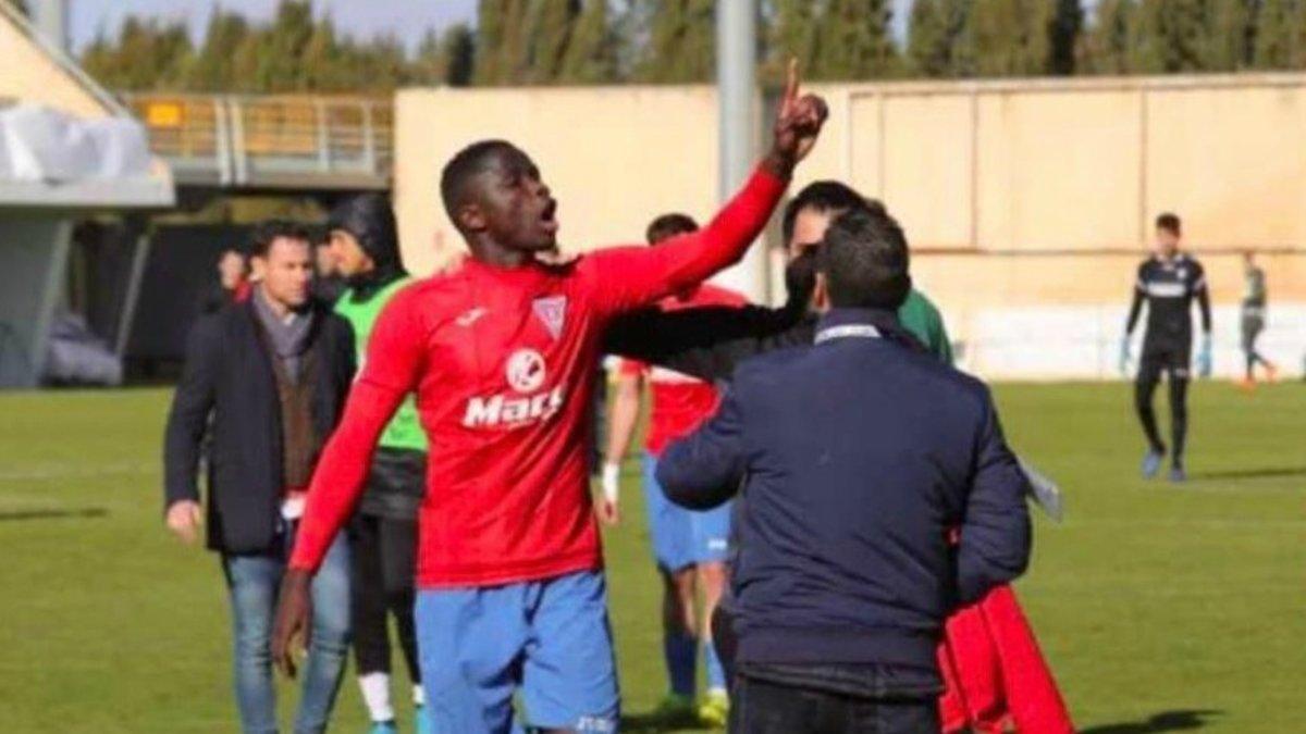 Younousse Diop recrimina los insultos racistas a la afición del Albacete B