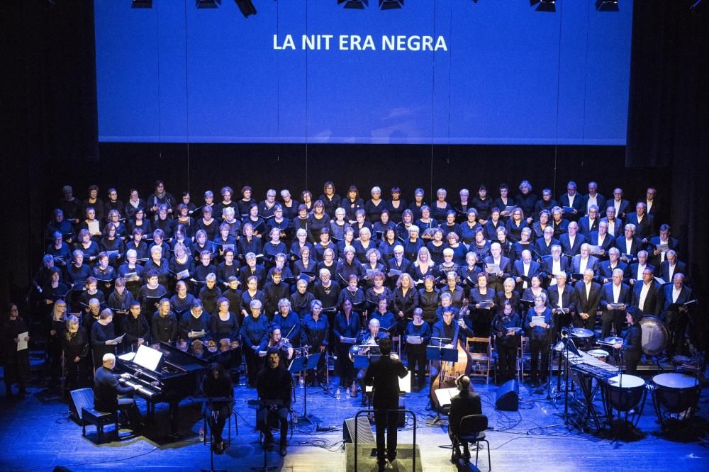 Canta Gran porta a escena 300 cantaires de corals de gent gran