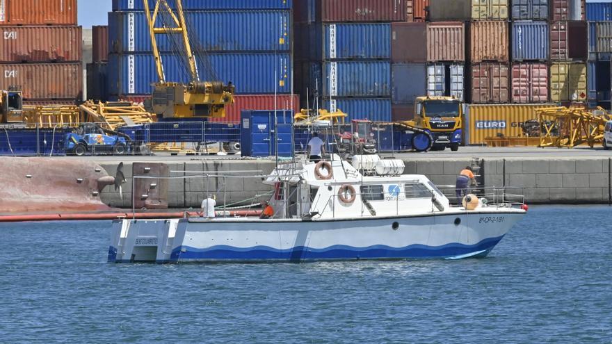 El operativo levantará más de 20 containers para encontrar al estibador desaparecido