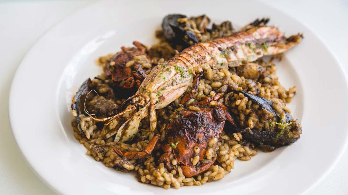 España, el país más saludable del mundo. En la foto, un plato de paella.