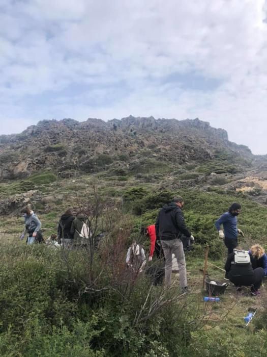 Deixalles al Cap de Creus