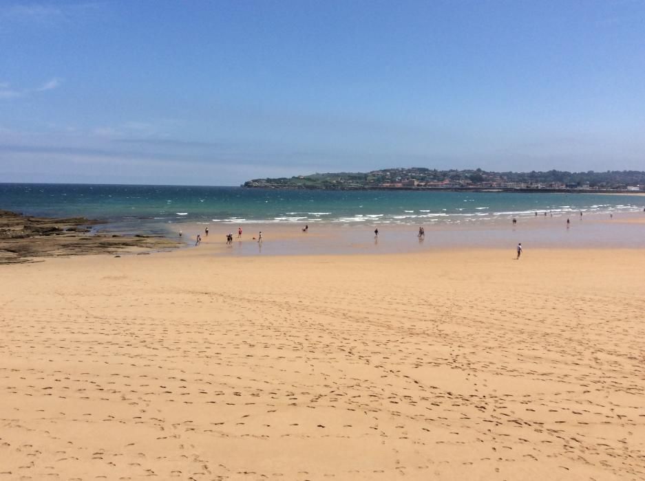 Jornada calurosa en Gijón