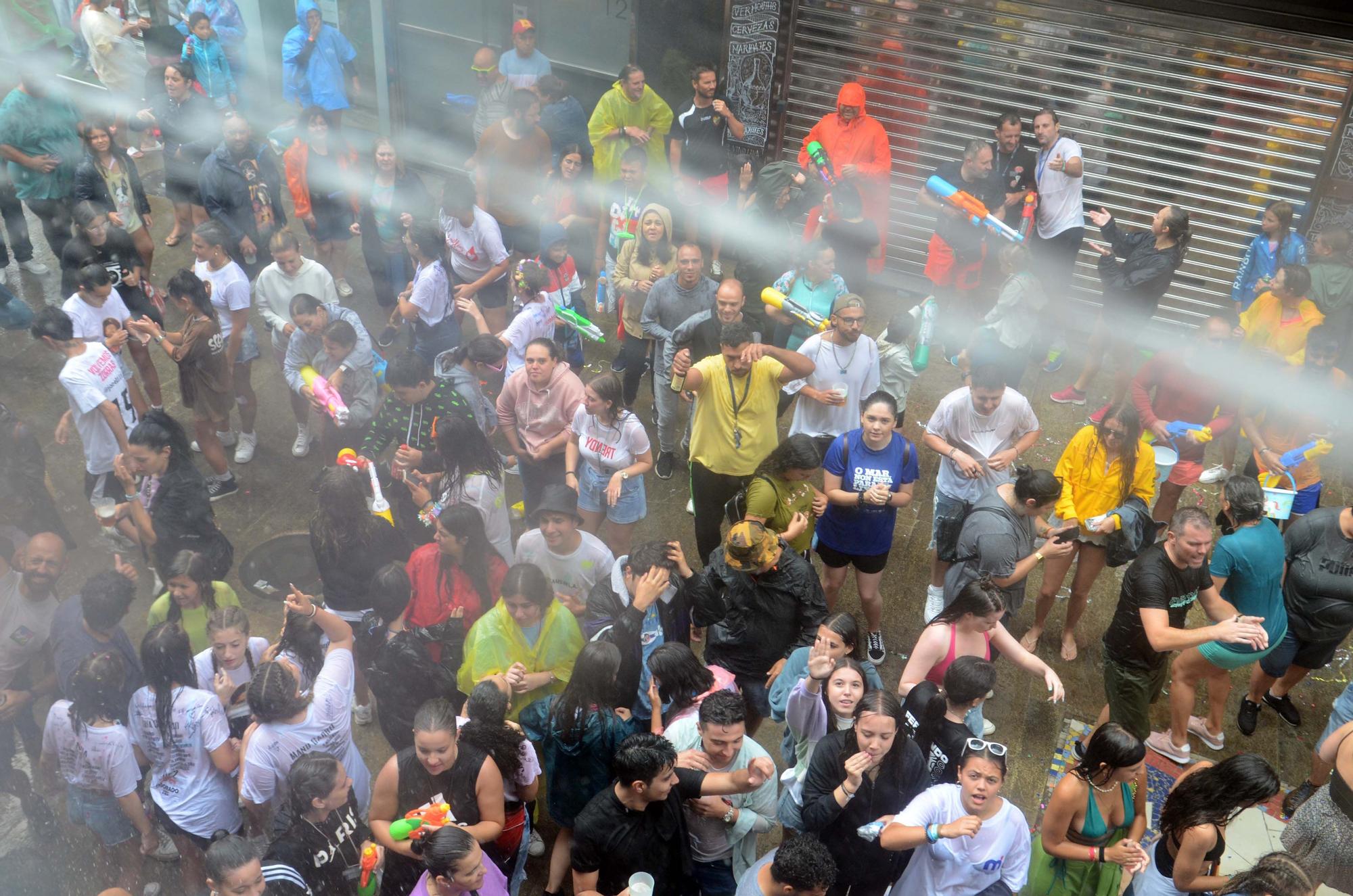 Una fiesta pasada por agua