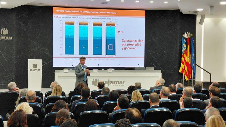 La profesionalización de la empresa familiar, a debate