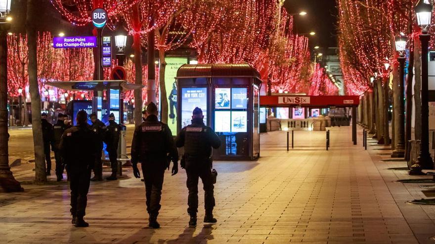 Una imagen de varios agentes de la Policía francesa.