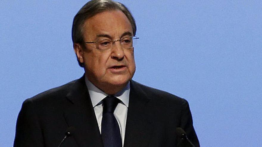 Florentino Pérez va de escándalo en escándalo