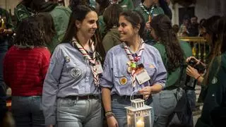 VÍDEO: Más de 500 jóvenes scouts procedentes de toda España se reúnen en Oviedo con motivo de la celebración del reparto de la luz de la paz de Belén