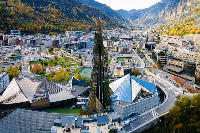 Andorra la Vella es un destino perfecto para los amantes del esquí.