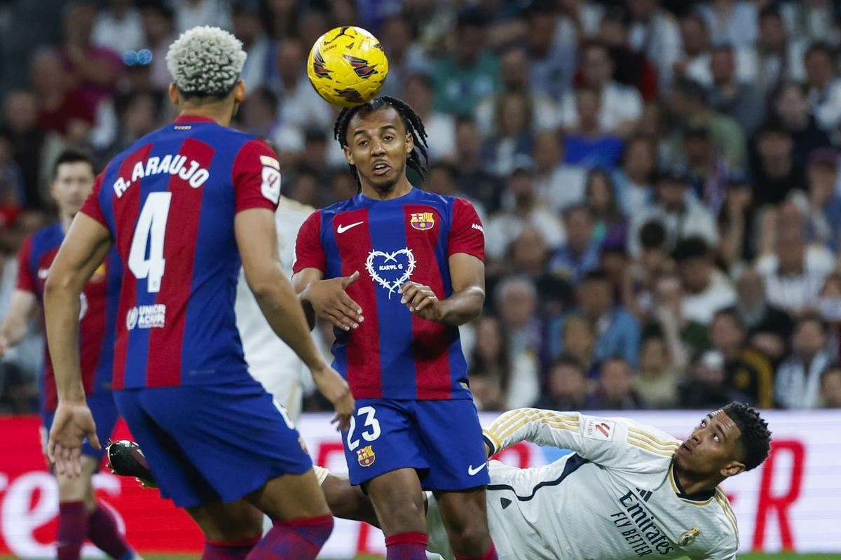 Real Madrid - FC Barcelona. Real Madrid - FC Barcelona.