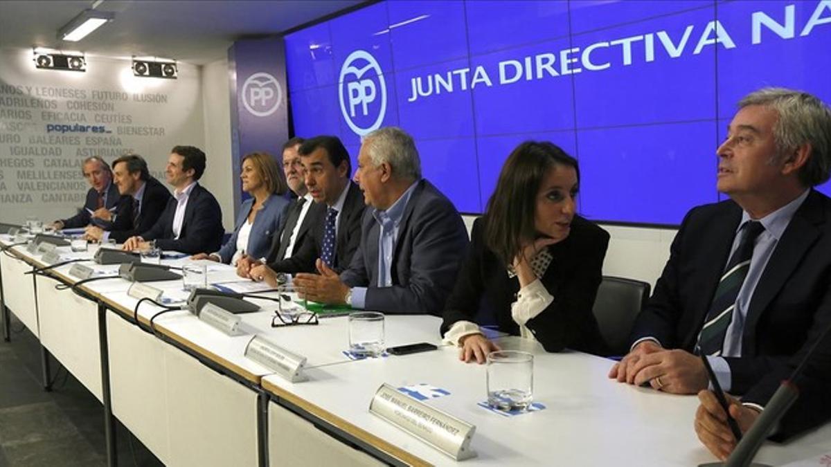 El presidente del Gobierno en funciones, Mariano Rajoy, en una reciente reunión de la cúpula de su partido.