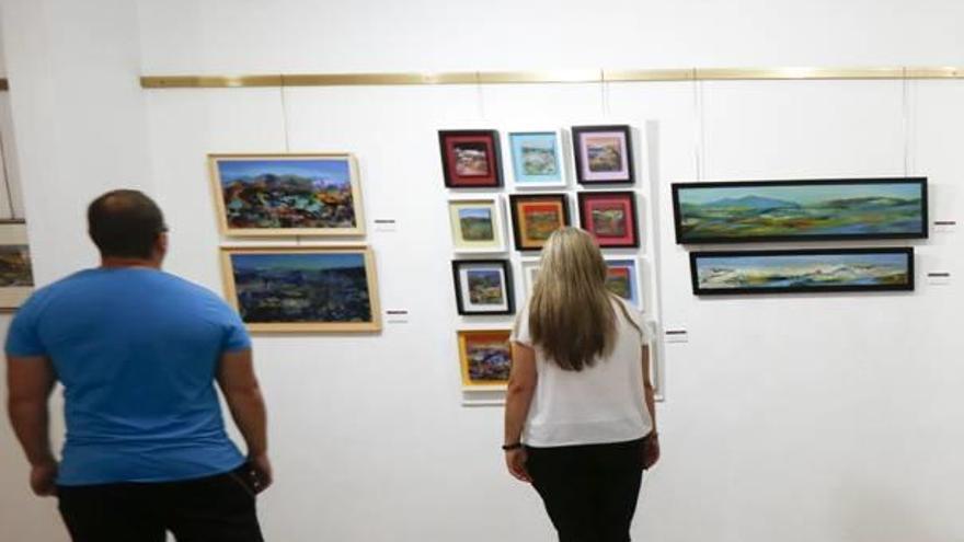 Javier Sarrió muestra su pasión por el color en el Ateneo