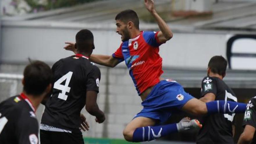 Acuerdo total para la salida de la promesa del Avilés Sergio Ríos al Eibar