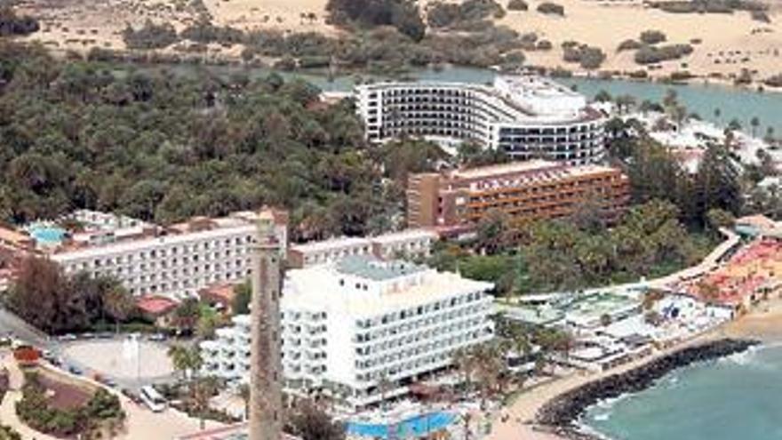 Vista aérea del entorno del faro de Maspalomas.