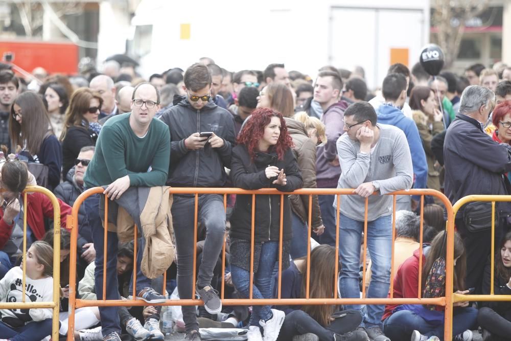 Búscate en la mascletà del 18 de marzo