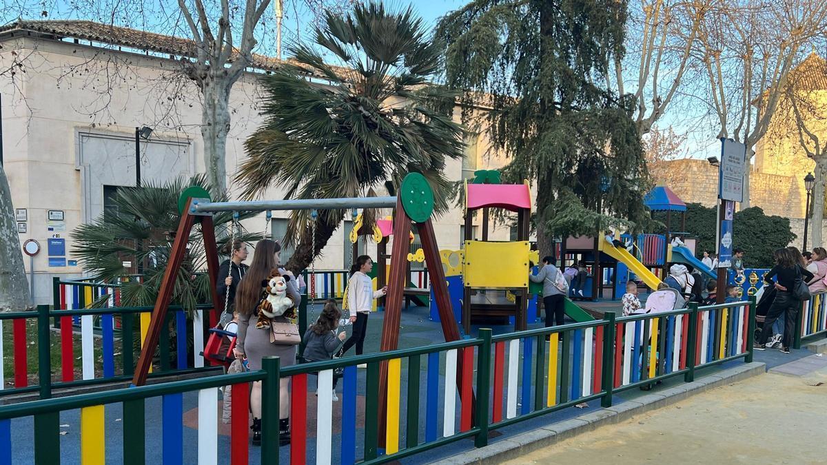 Parte de la subvención se destinará a la mejora de parques infantiles de Lucena.