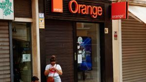 Brussel·les admet amb condicions la fusió d’Orange i MásMóvil