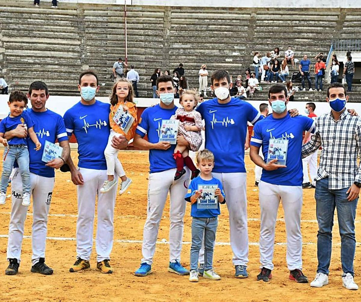 Las cuadrillas mostraron gran destreza ante las reses. | SERVICIO ESPECIAL