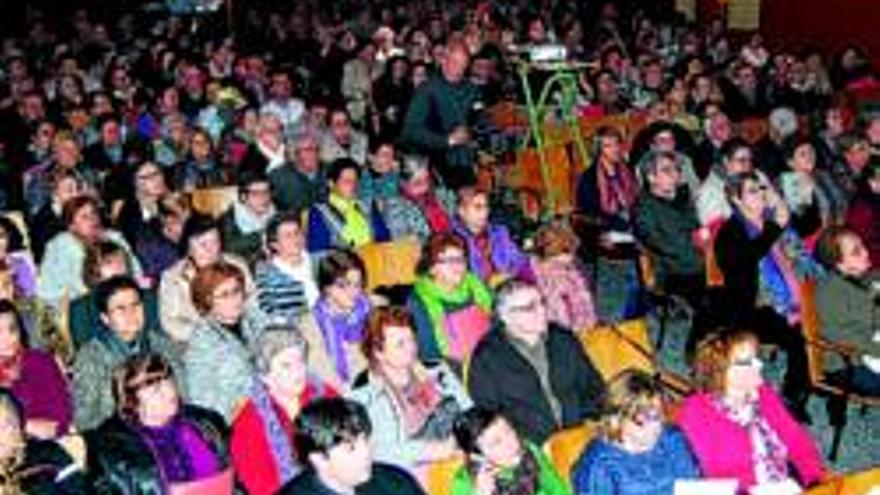 La asamblea de Cáritas reúne a 300 personas