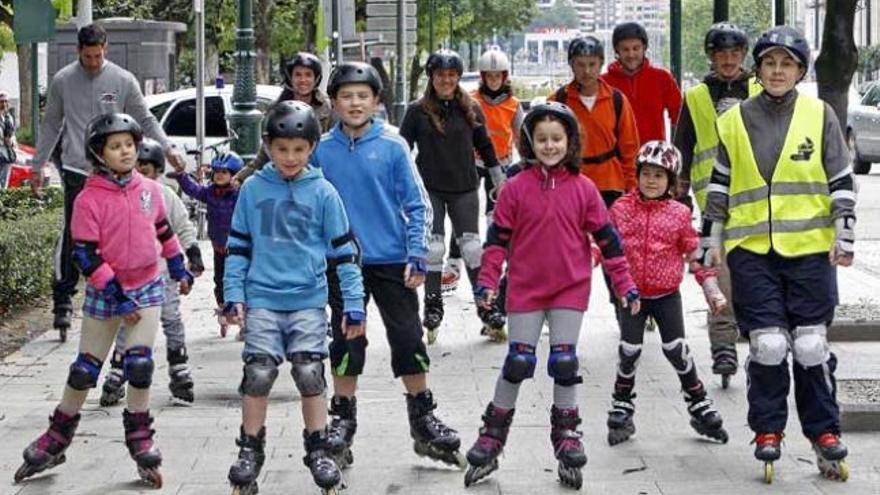 Participantes en una ruta infantil. / MARTA G. BREA