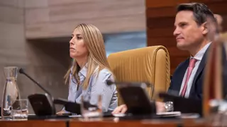 Guardiola pide más estabilidad a Vox frente a un PSOE "hasta las cejas de corrupción"