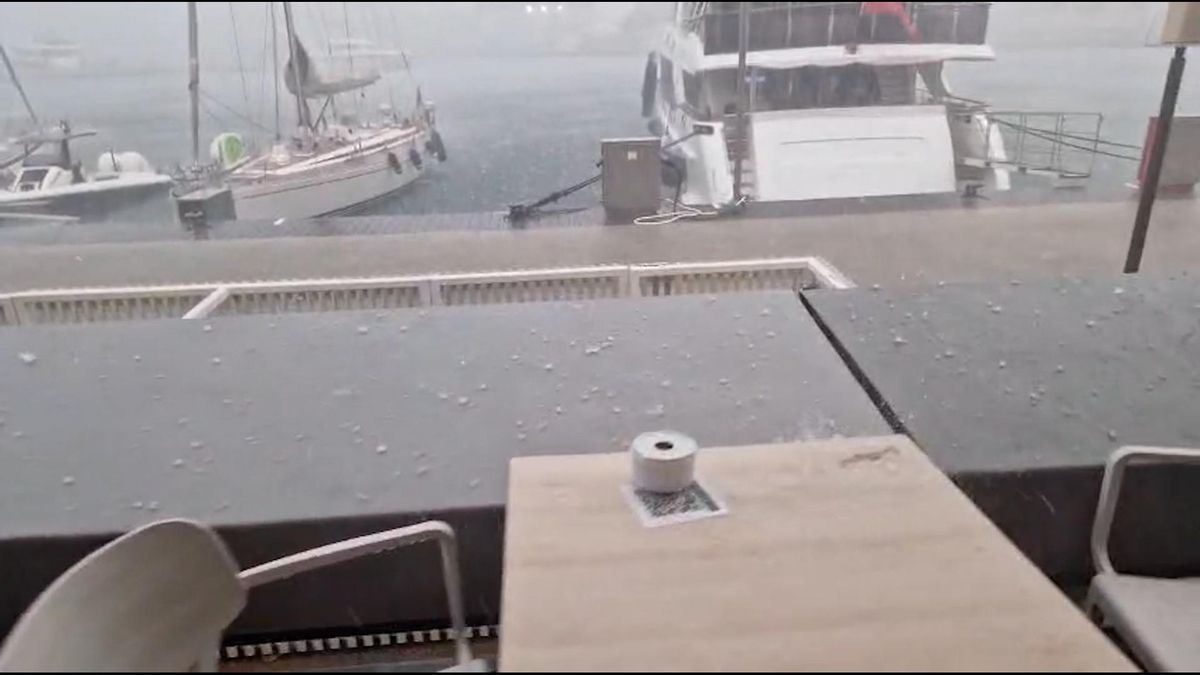 La tormenta azota con vientos fuertes y granizo a Barcelona