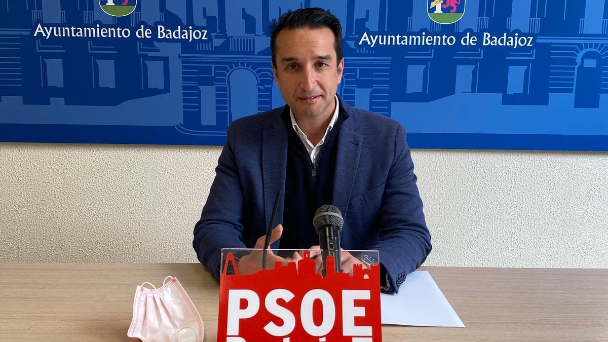 Ricardo Cabezas, portavoz municipal socialista y vicepresidente de la Diputación de Badajoz.