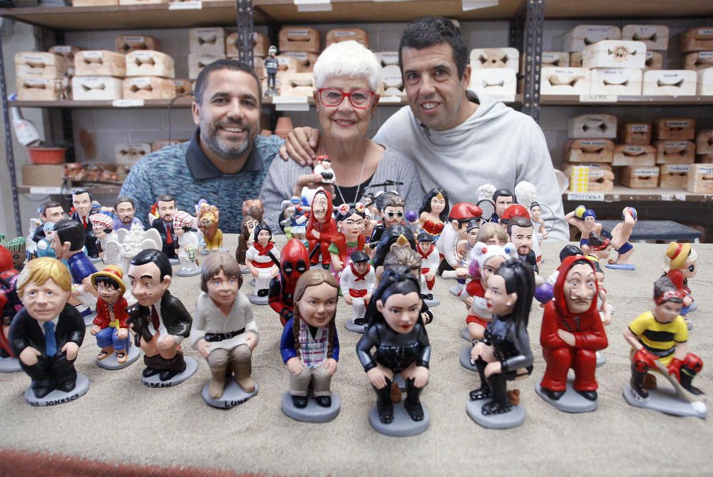 Les dones marquen els nous models de caganers