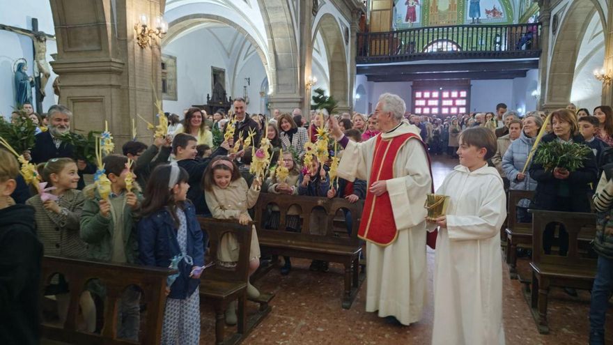 Bendición candasina para que &quot;la alegría perdure toda la vida&quot;