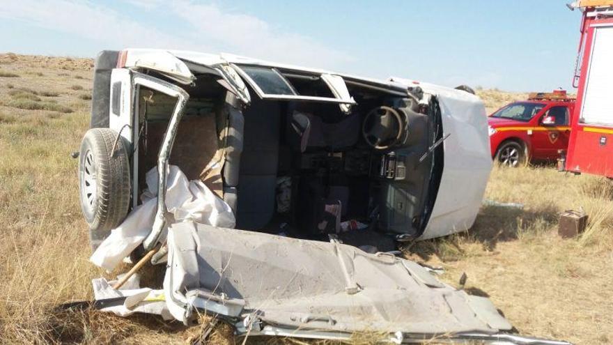 Un herido en un accidente en la A-1106 entre San Mateo de Gallego y Leciñena