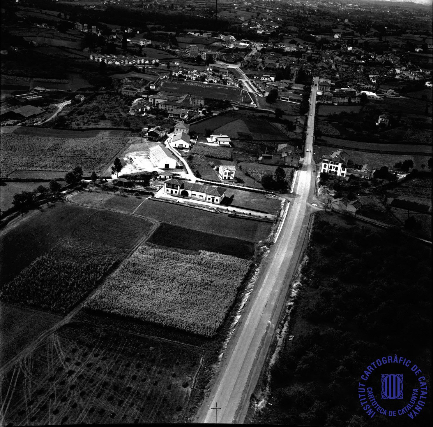 Un vuelo al pasado: así era Asturias, desde el aire, en 1962