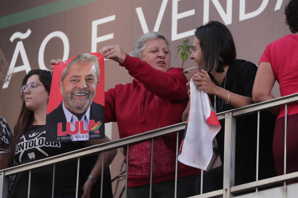 Arrenca la campanya electoral al Brasil enmig de fortes tensions Arrenca la campanya electoral al Brasil enmig de fortes tensions