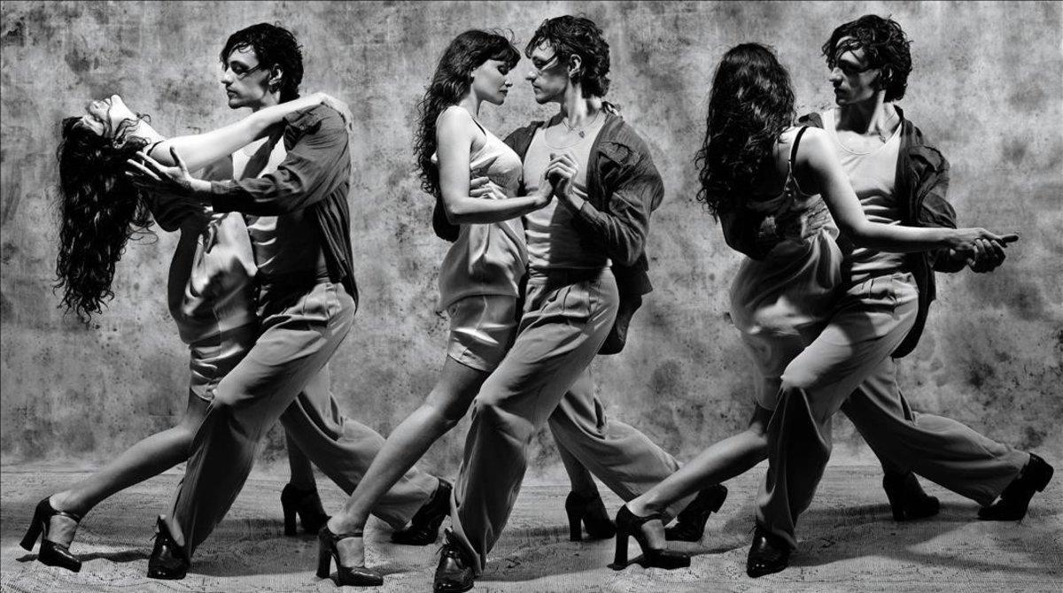 En la imagen Laetitia Casta baila con Sergei Polunin.