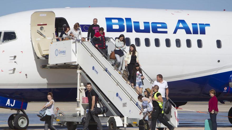 El aeropuerto suma a BlueAir y prevé doblar vuelos en 2017 para llegar a 240.000 viajeros