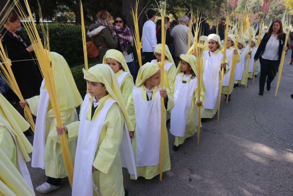 Procesión en el Colegio de Gamarra.