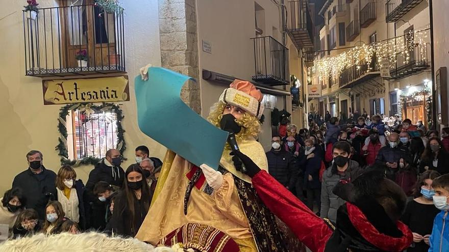 El paje real ha estado en Morella para recoger cartas y anunciar la llegada de los Reyes.