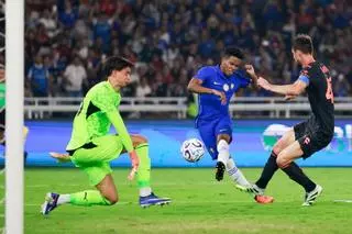 El Chelsea de Xabi Alonso ya carbura y golea al Milan de Amorim