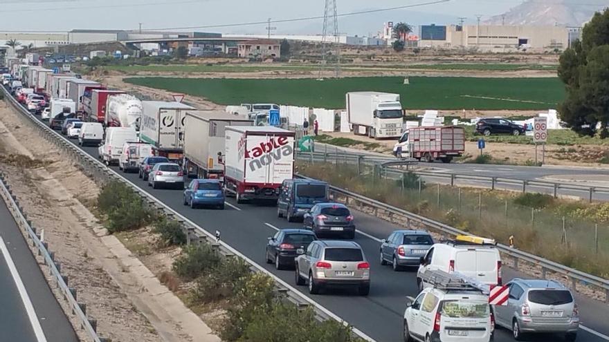 La Froet reclama el cuarto carril de la A-7 para evitar &quot;el colapso&quot;