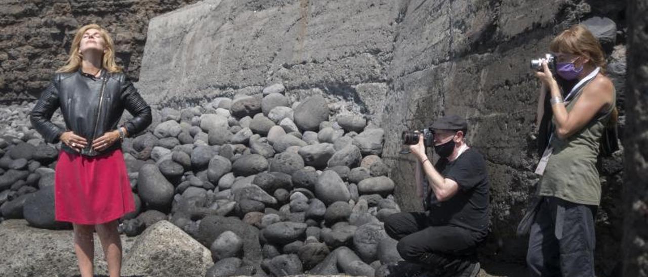 El fotógrafo que mira a los escritores