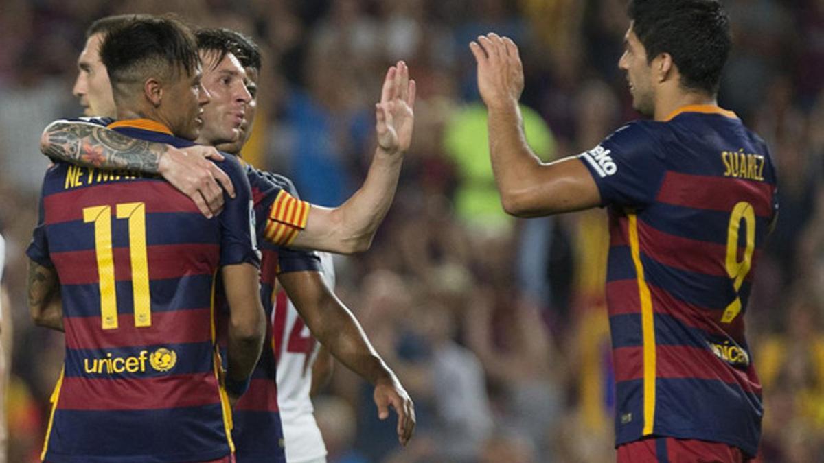Messi, Neymar y Suárez celebrando un gol del Barça