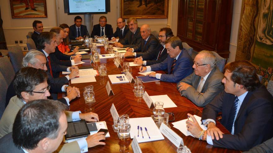 Reunión con el ministro de Fomento en Madrid