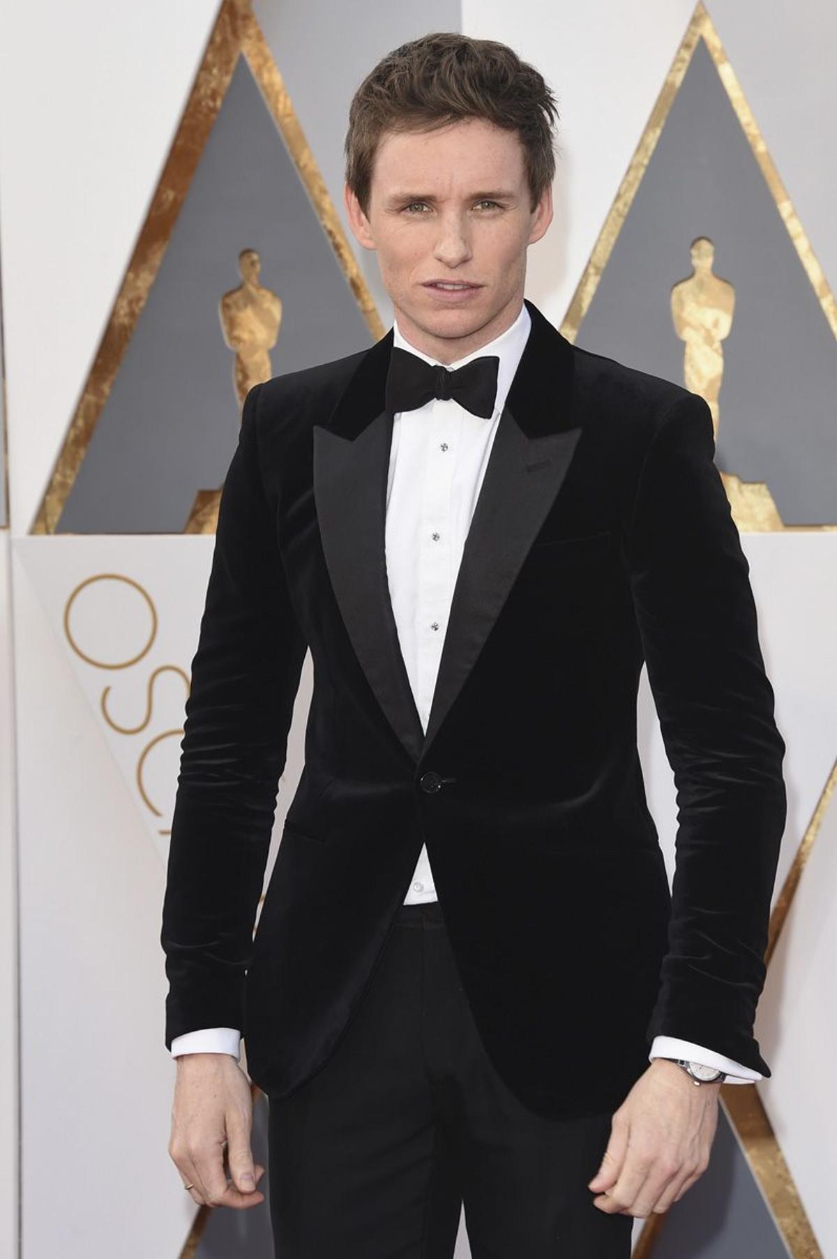 Premios Oscar 2016: Eddie Redmayne de Alexander McQueen