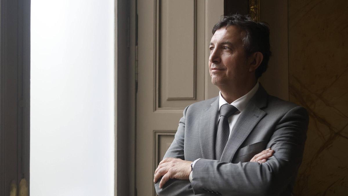 Vicente Lafuente, presidente de la CEV, en su despacho