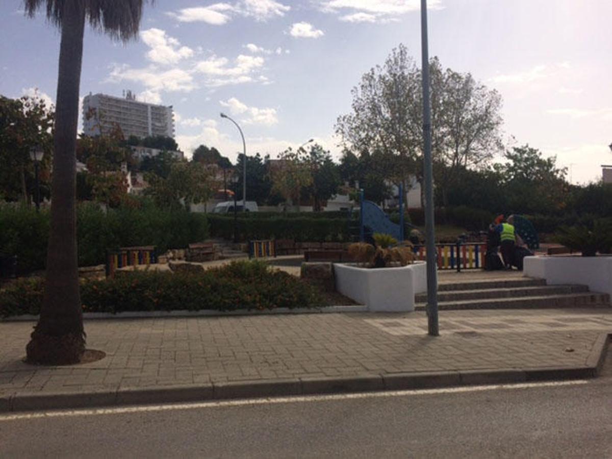 Vista del parque infantil en el que se encontraron las primeras muestras de la sustancia tóxica.