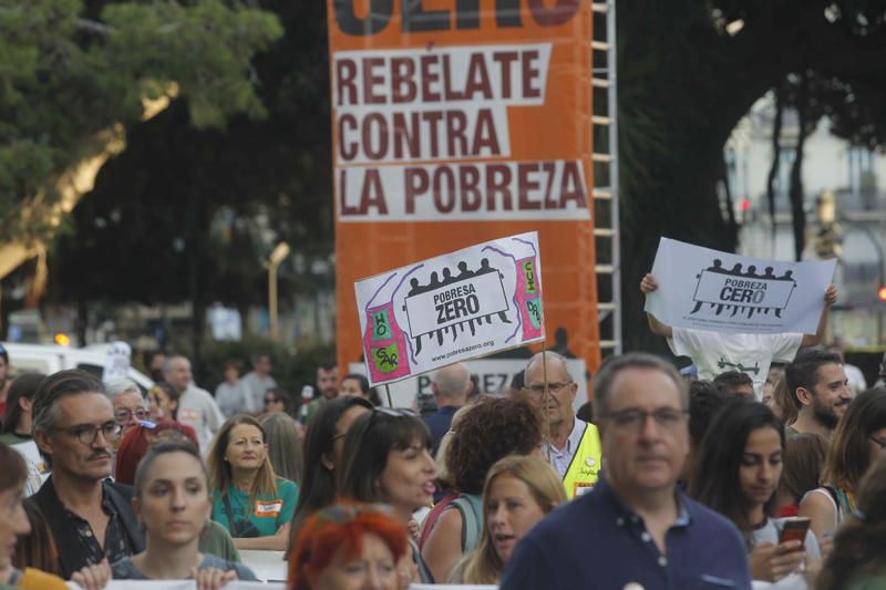 Manifestación de Pobresa Zero en València