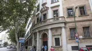 La menor embarazada tras ser violada por la pareja de su madre en Palma tiene 13 años