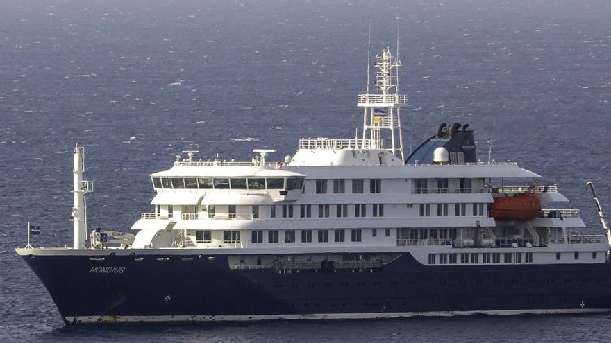 ALERTA SANITARIA | Así es el ‘Hondius’, el crucero con hantavirus: una expedición para aficionados a la naturaleza con precios de 8.000 a 21.000 euros