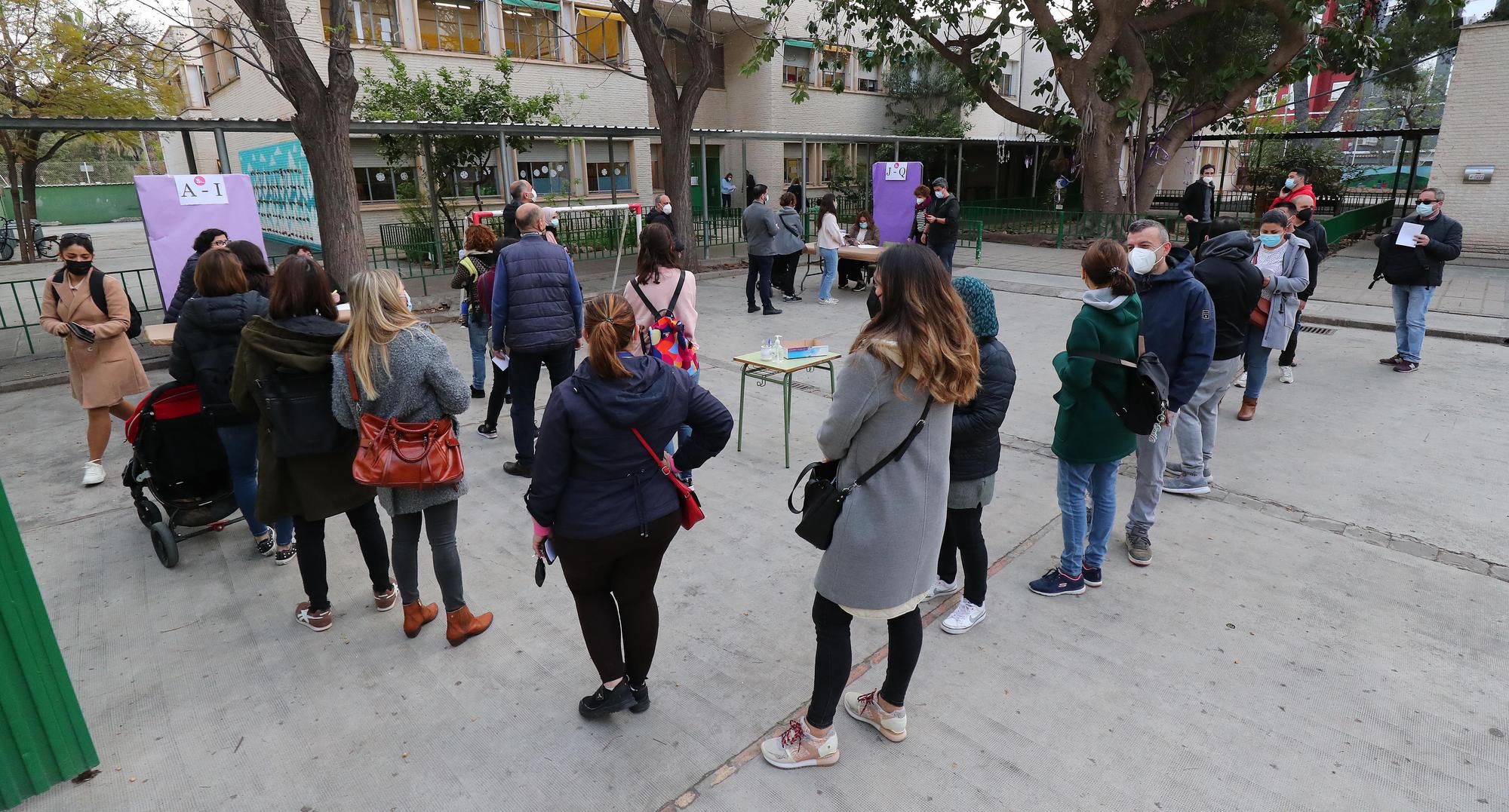 Los colegios retoman la votación de la jornada escolar tres cursos después